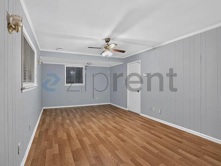4519 Raleigh Dr — Photo 14