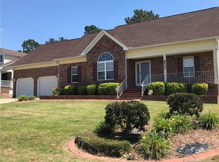 8437 Deertrot Dr, Fayetteville, NC 28314