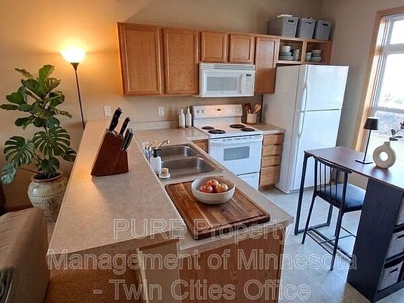 4th image of 18 Hope Cir