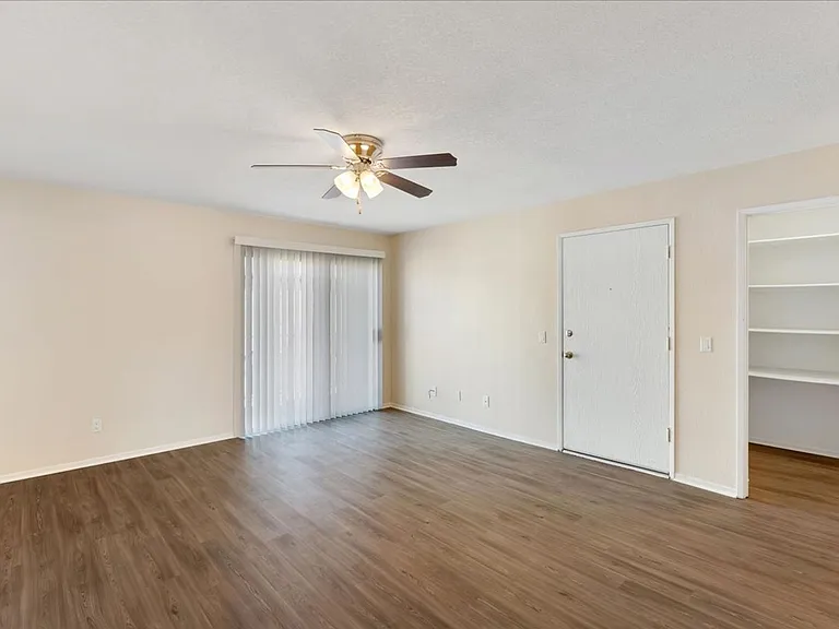 Parkview Palms Apartments- Riverside, CA — Photo 84