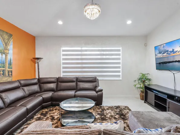 8541 Water Cay, West Palm Beach, FL 33411