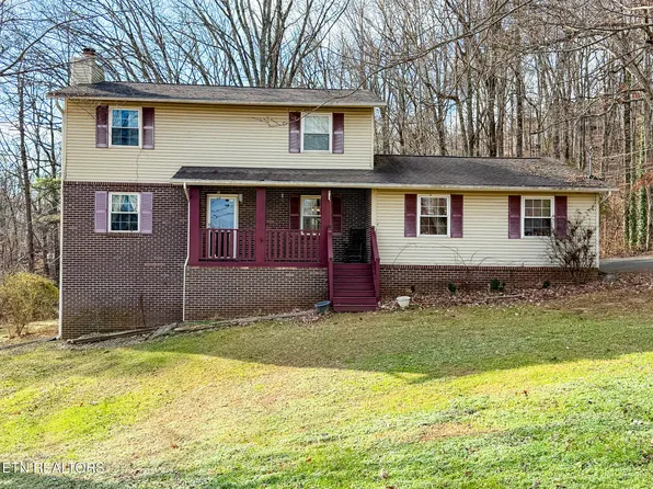 2007 Plumb Ridge Rd, Knoxville, TN 37932