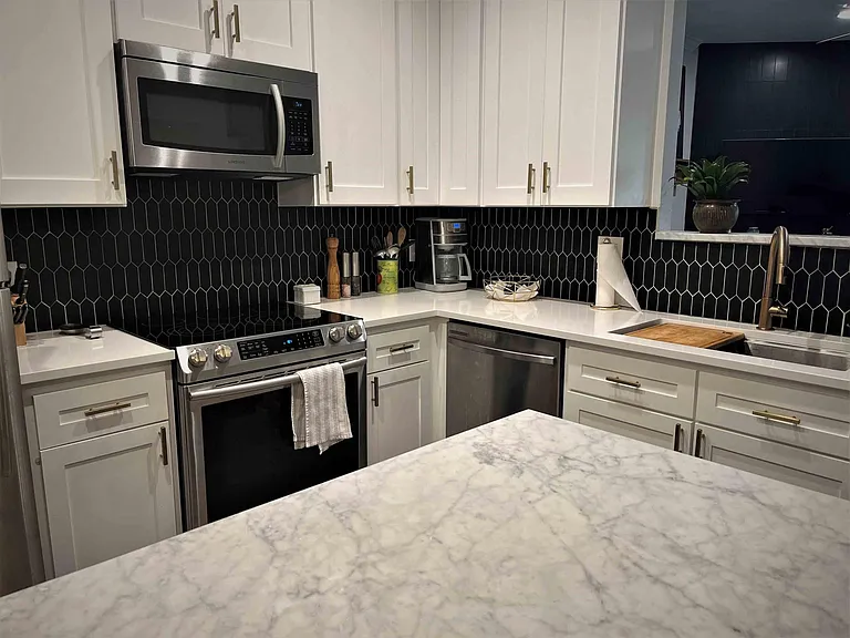1307 Kinney Ave #120 — Photo 8