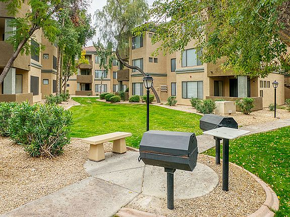 4th image of 7810 N 14th Pl APT 1008