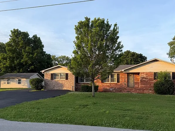 108 Chestnut St, Russellville, KY 42276