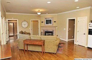 5th image of 8060 Carrington Dr