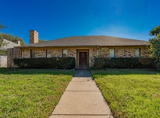 1802 Westgate Dr, Terrell, TX