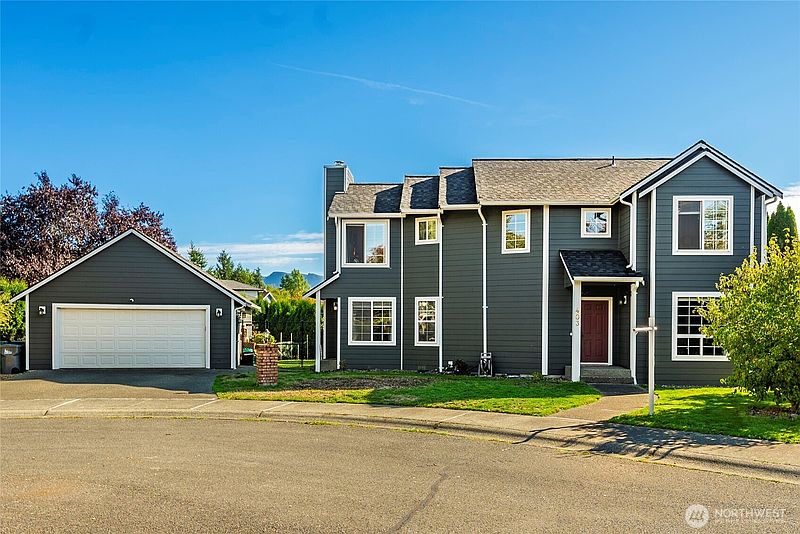 2nd image of 403 Petschauer Place