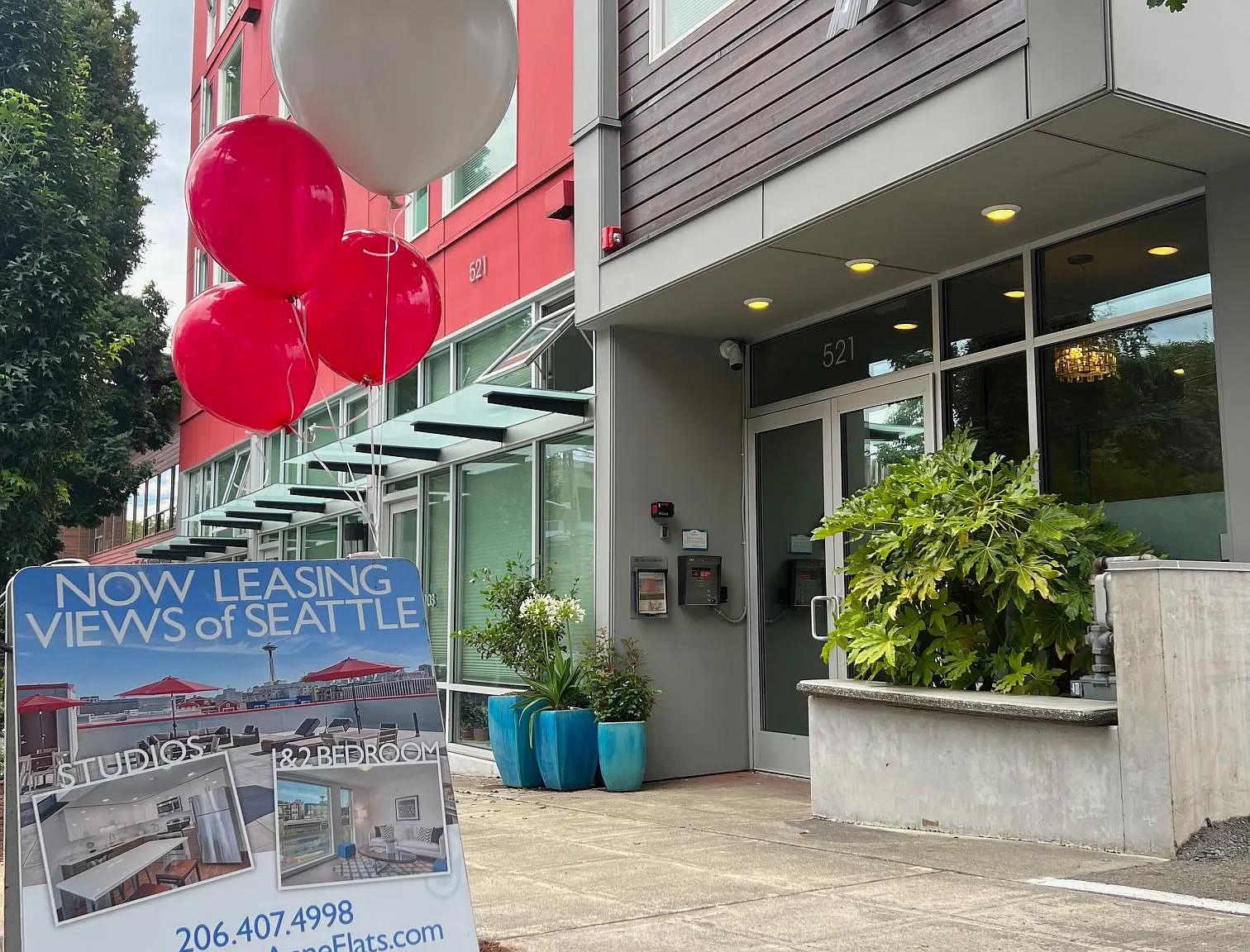 Queen Anne Flats — Photo 3