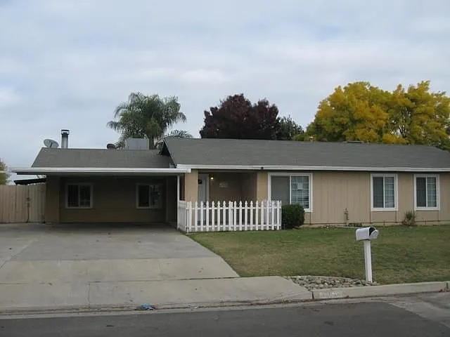 10812 Michele Ave photo 1
