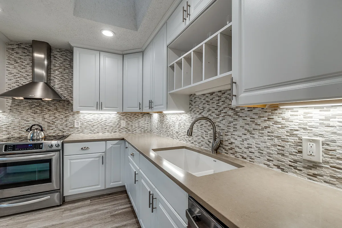 Building Photo - 9602 Baseline Dr