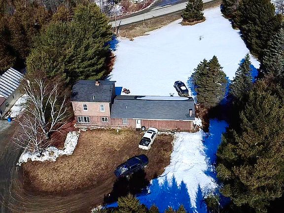 2nd image of 8 Cronin Road