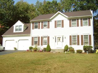 52 Grieb Trl, Wallingford, CT 06492