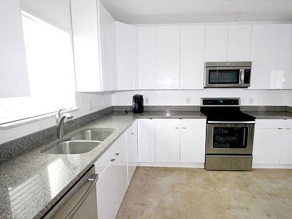 2nd image of 1420 Pennsylvania Ave APT 201