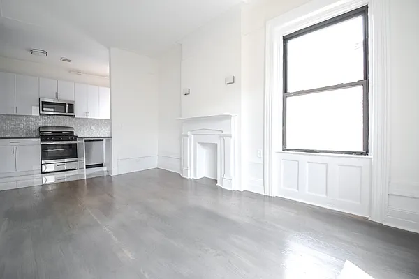 Rented by Skyward | media 16