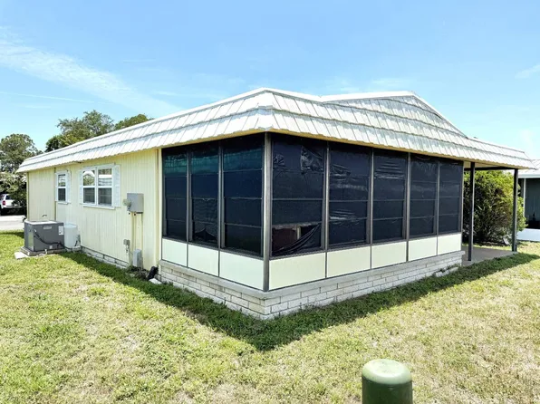 7100 Ulmerton Rd Lot 2199, Largo, FL 33771