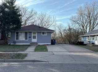 2377 Nokomis Ave, Saint Paul, MN 55119