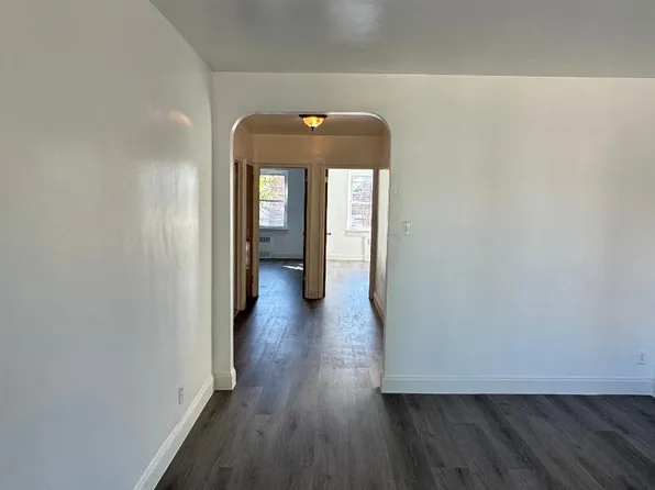 258 Senator Street image 3 of 6