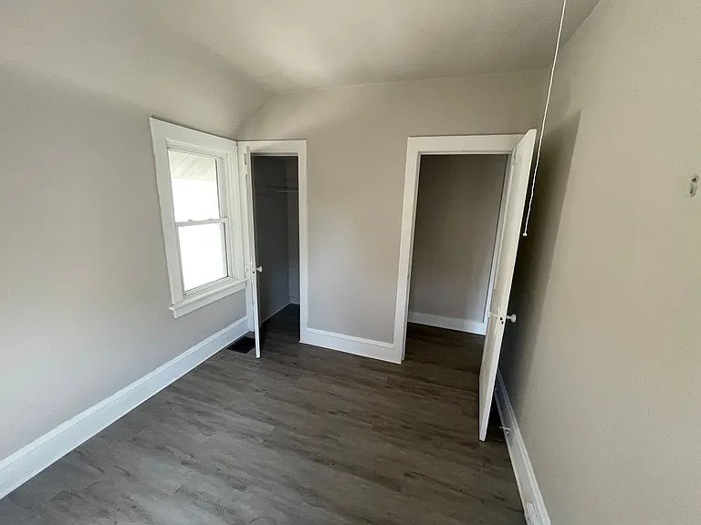 14005 Scioto Ave — Photo 10