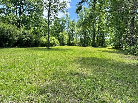 2nd image of Cassels Acres Rd