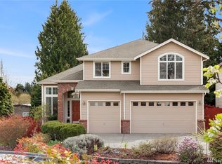 8958 NE 148th Pl, Kenmore, WA 98028