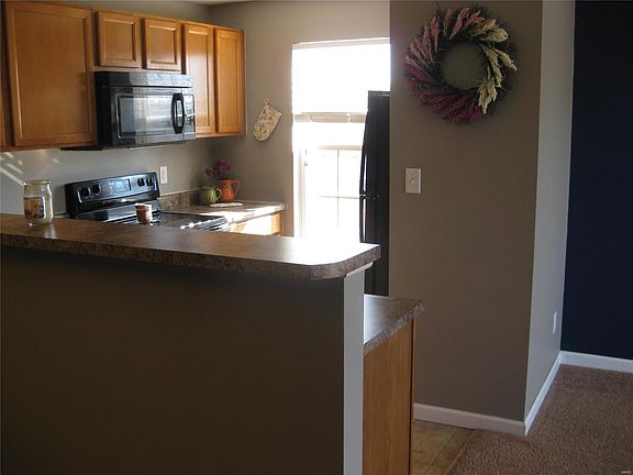 Great Upgraded Kitchen !!
