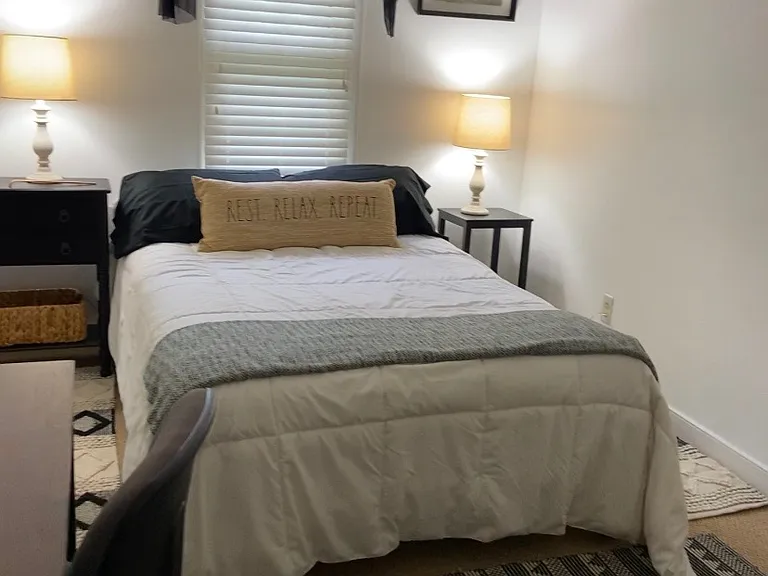 523 Pleasanthill Dr — Photo 1