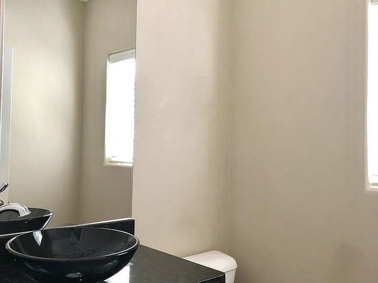 121 N California St #22 — Photo 9