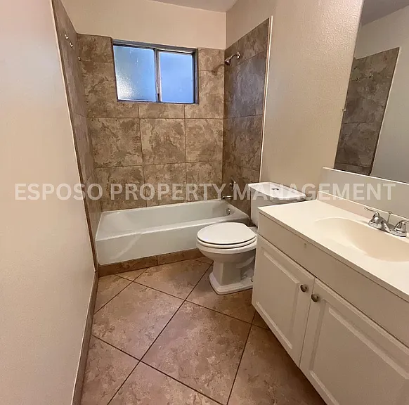 358 N Valeria St — Photo 8
