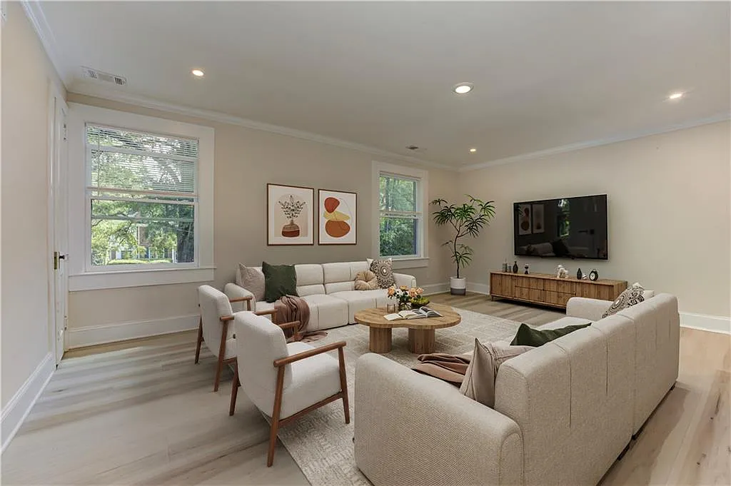3 bed, 2.0 bath, 1503 sqft, $4,250 — Photo 1