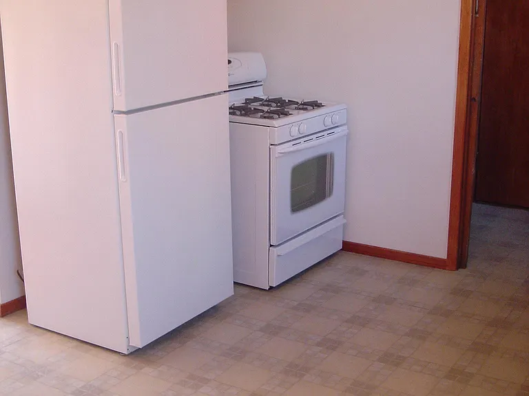 1331 W Adams Blvd — Photo 7