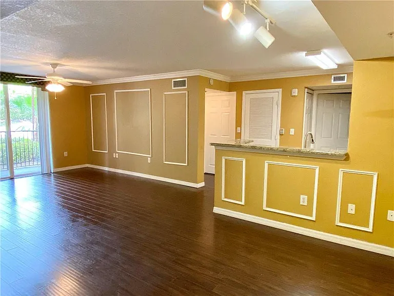15185 Michelangelo Blvd #105 — Photo 2
