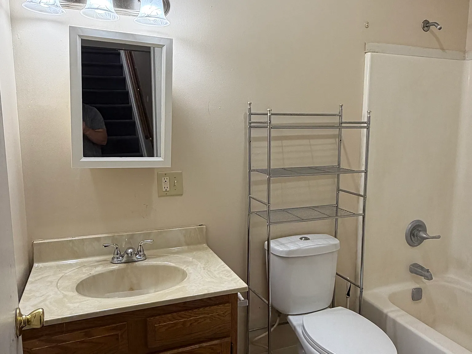 2 bed, 1144 sqft, $1,275 — Photo 3