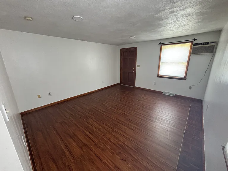 45 Pearl St #47 — Photo 3