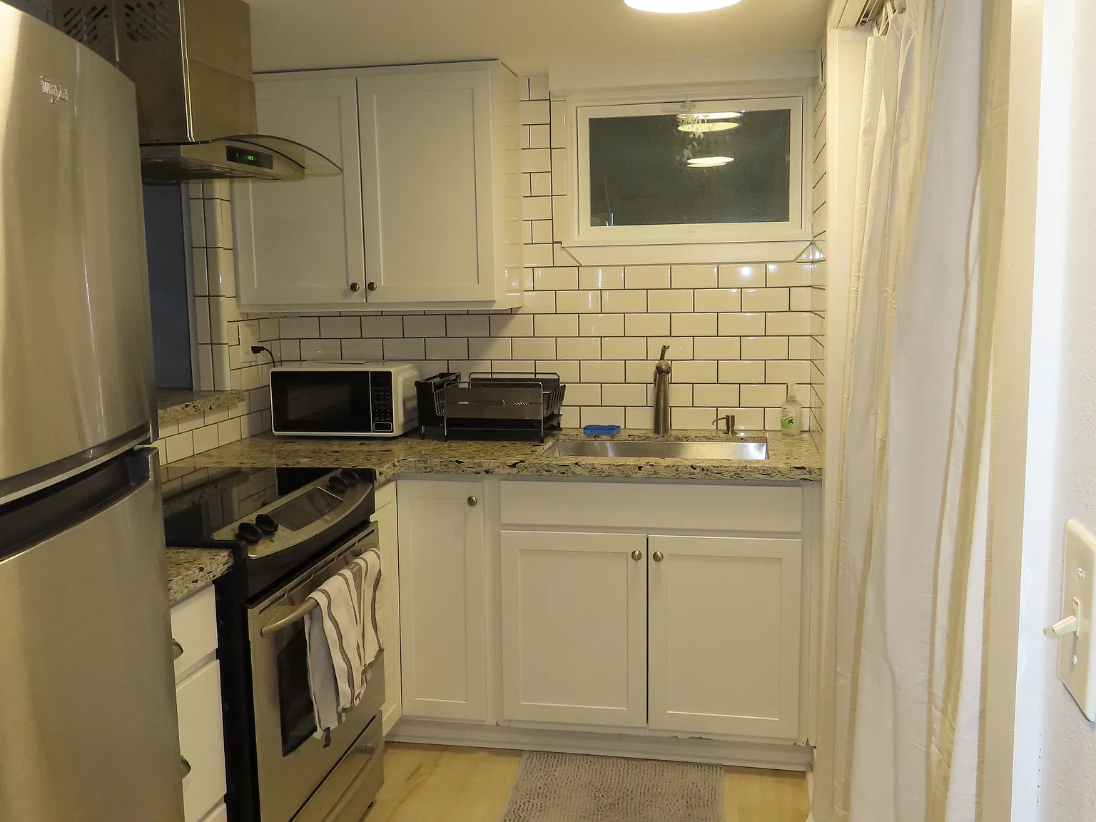 615 Ford Ave — Photo 3