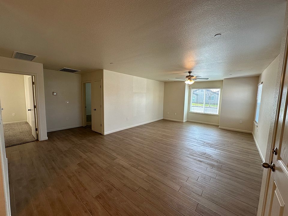 1st image of 3112 Bright St #3112