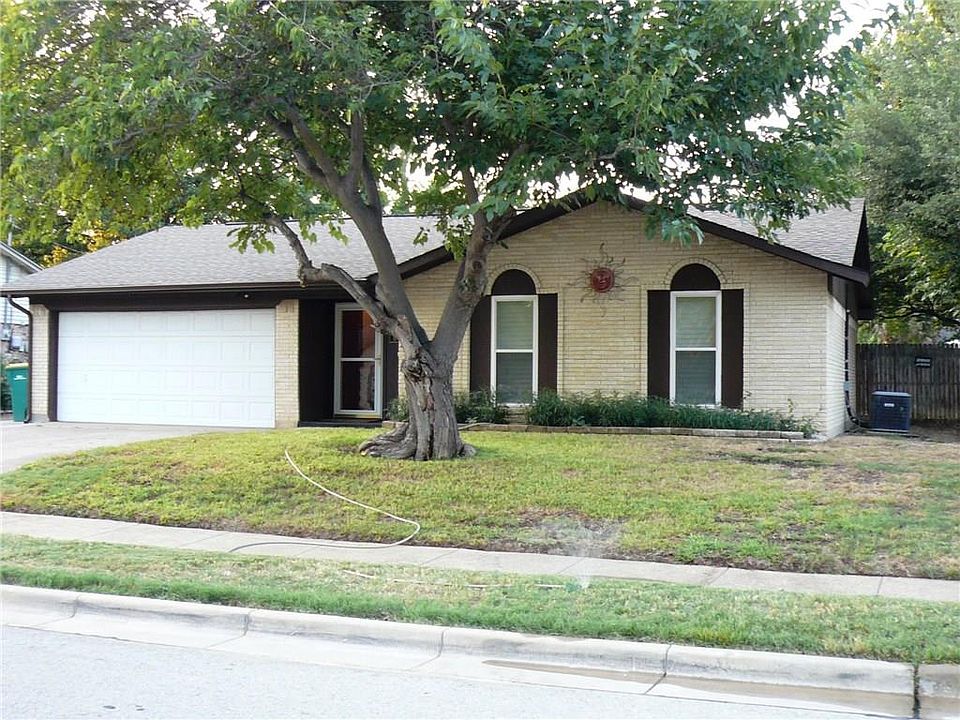 1st image of 637 Ferguson Dr