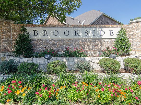 4th image of 1116 Dove Brook Dr
