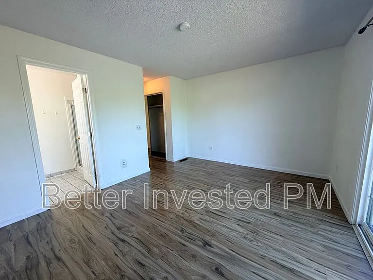 1713 Mariposa Dr — Photo 9