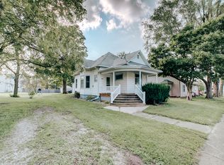 407 N Raub Ave, Donovan, IL 60931