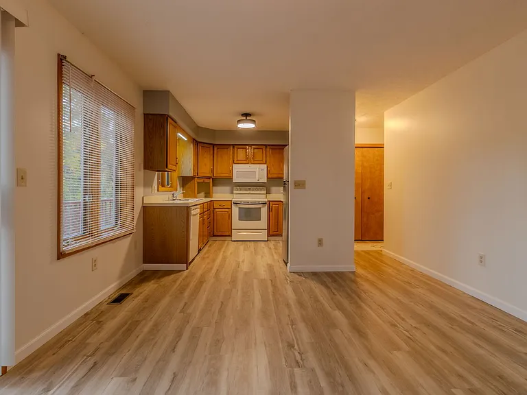 4227 Summerhill Rd — Photo 8