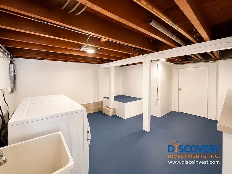 327 San Carlos Ave — Photo 60