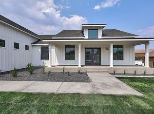 2789 Sunshine Ridge Rd, Richland, WA 99352