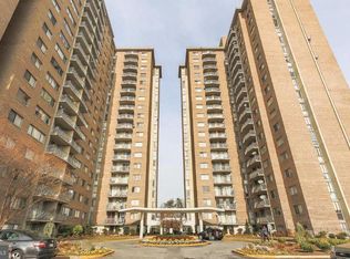 1836 Metzerott Rd APT 717, Hyattsville, MD 20783