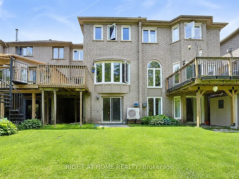 2233 Rockingham Dr — Photo 31
