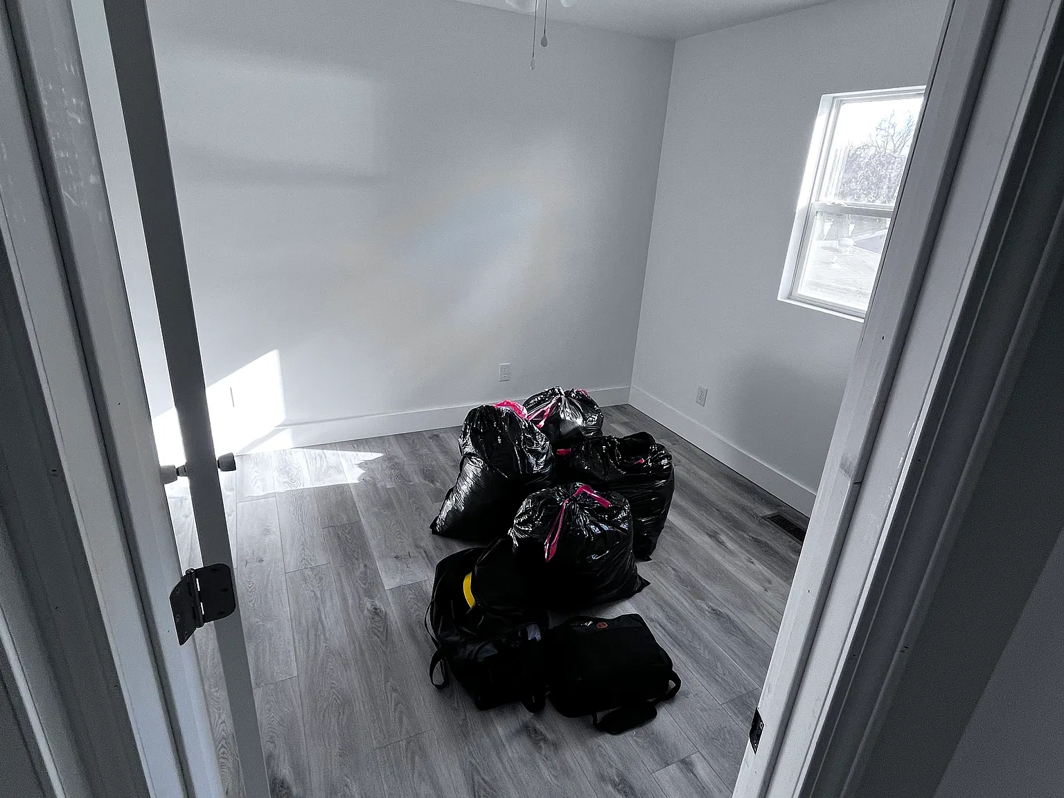 2 bed, 750 sqft, $1,000 — Photo 3
