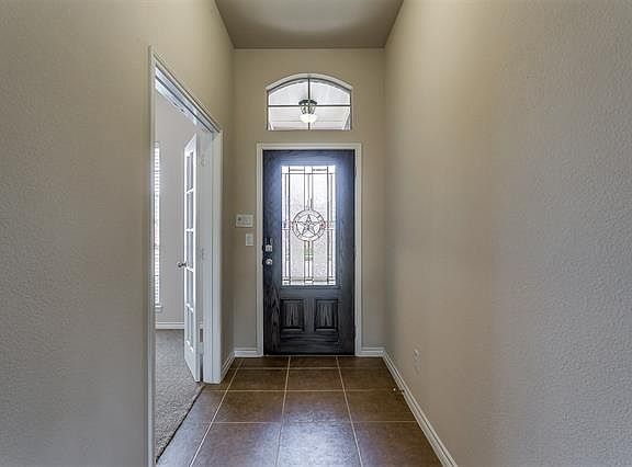 5th image of 658 Plum Dr