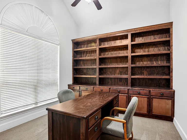 2346 Arezzo Ln — Photo 4