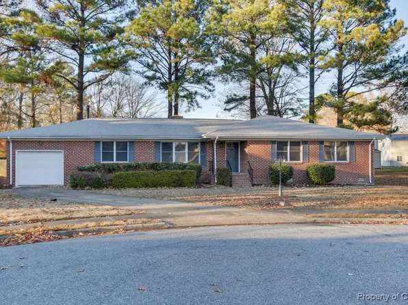 15 Edith Key St, Hampton, VA 23666