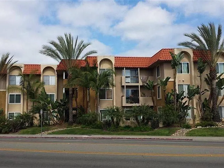 7555 Linda Vista Rd #31 — Photo 20